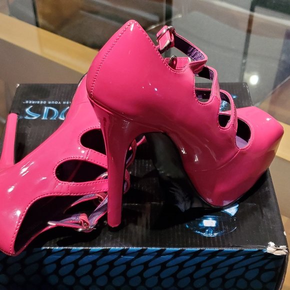 Shiny hot pink stiletto heel shoes - Picture 3 of 4